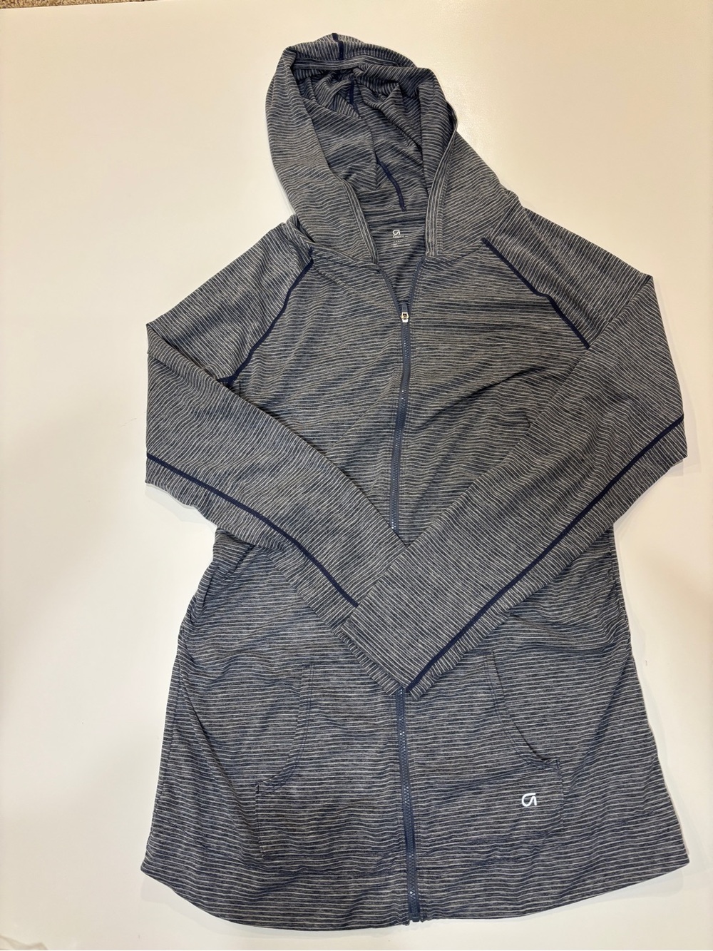 Women’s Gap Maternity Size M Gray Striped Hooded Zip Jacket Lightweight Pockets